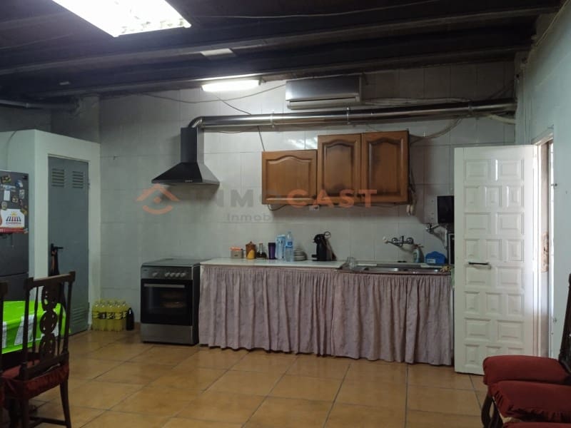 6 slaapkamer Villa te koop in Beniganim met zwembad garage - € 300.000 (Ref: 9634866)