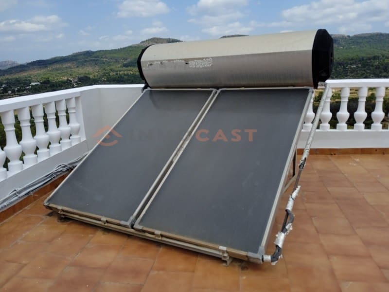 6 slaapkamer Villa te koop in Beniganim met zwembad garage - € 300.000 (Ref: 9634866)