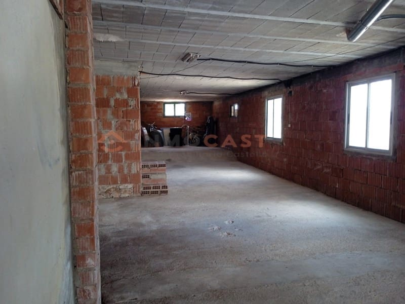 6 slaapkamer Villa te koop in Beniganim met zwembad garage - € 300.000 (Ref: 9634866)