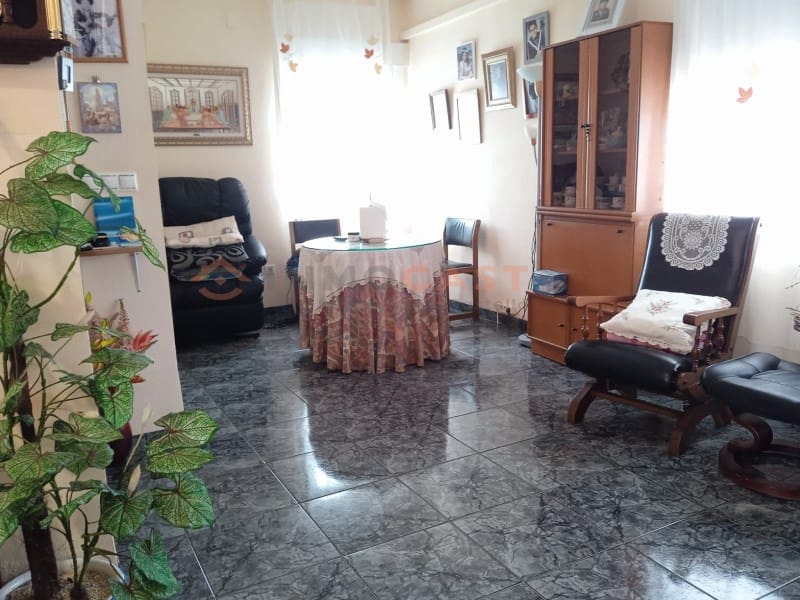 6 slaapkamer Villa te koop in Beniganim met zwembad garage - € 300.000 (Ref: 9634866)