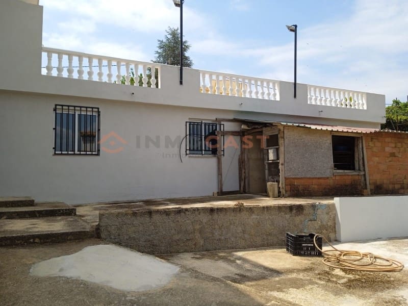 6 slaapkamer Villa te koop in Beniganim met zwembad garage - € 300.000 (Ref: 9634866)