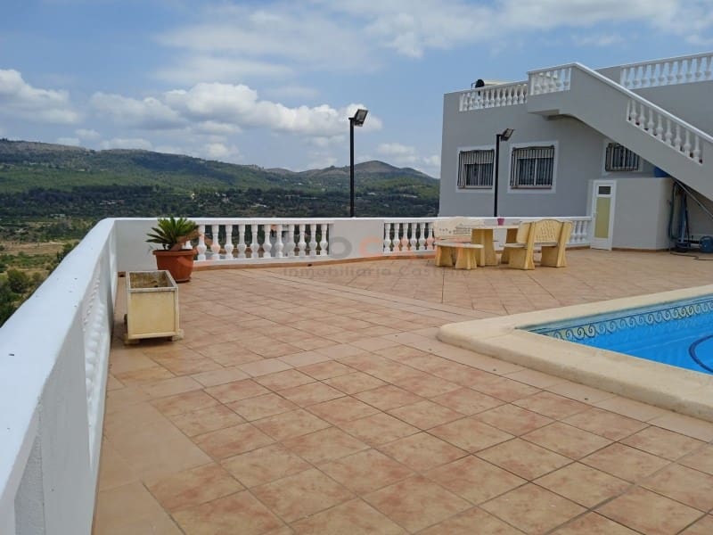 6 slaapkamer Villa te koop in Beniganim met zwembad garage - € 300.000 (Ref: 9634866)