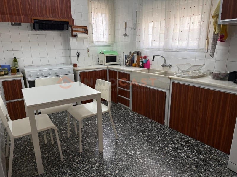 Piso de 4 habitaciones en Agullent en venta - 118.750 € (Ref: 9634872)
