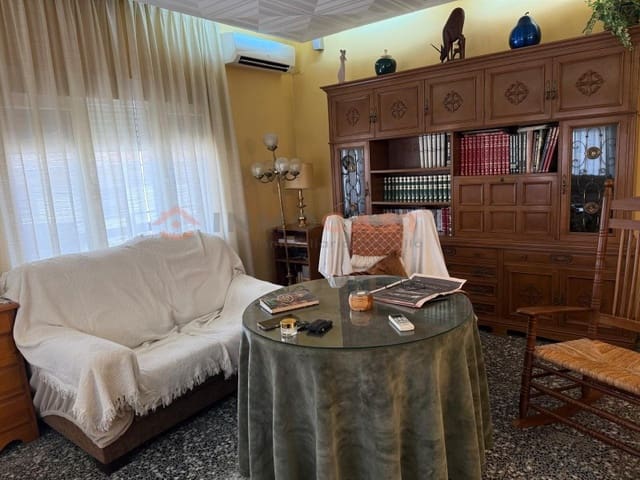 Piso de 4 habitaciones en Agullent en venta - 118.750 € (Ref: 9634872)