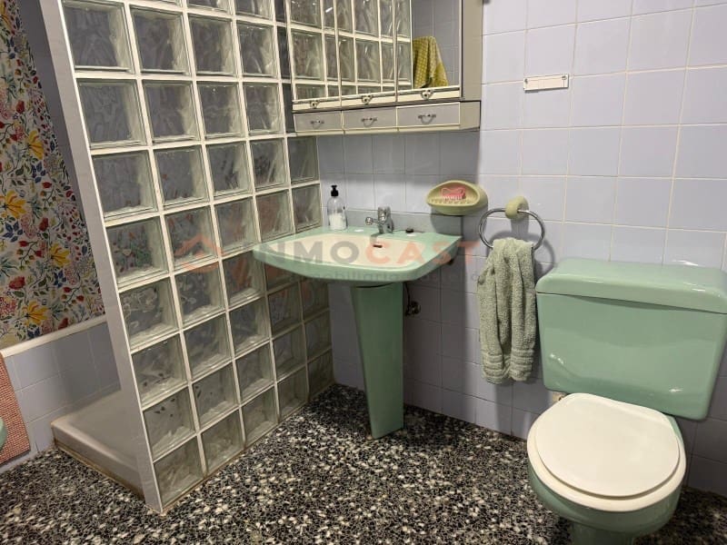 Piso de 4 habitaciones en Agullent en venta - 118.750 € (Ref: 9634872)