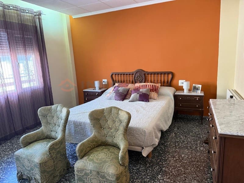 Piso de 4 habitaciones en Agullent en venta - 118.750 € (Ref: 9634872)