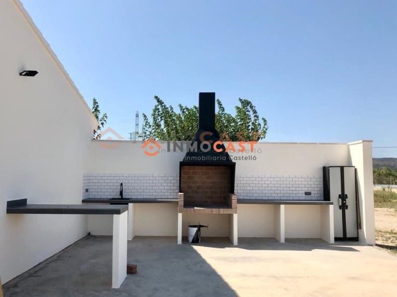 4 bedroom Villa for sale in L'Olleria with pool garage - € 300,000 (Ref: 9634874)