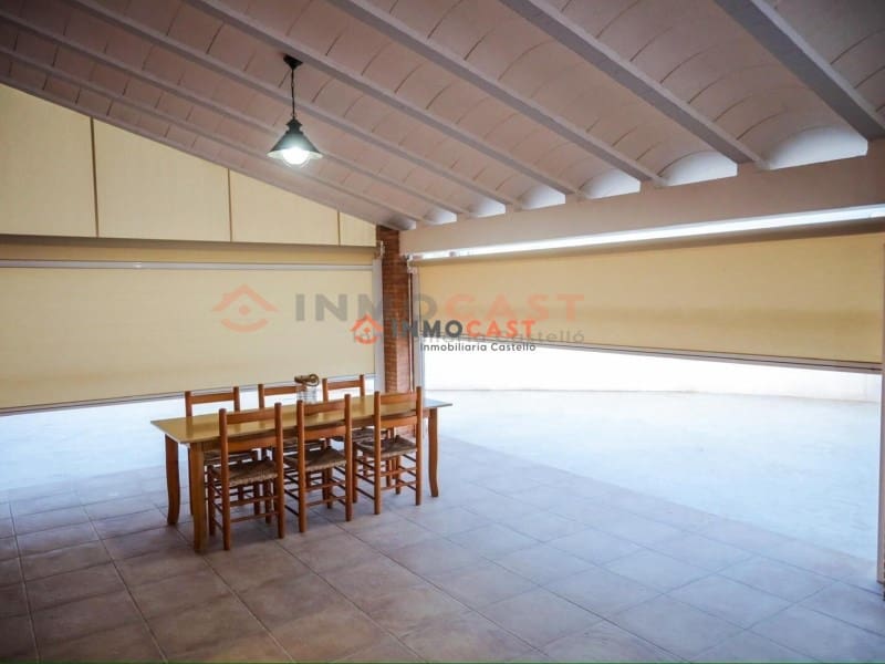 4 bedroom Villa for sale in L'Olleria with pool garage - € 300,000 (Ref: 9634874)