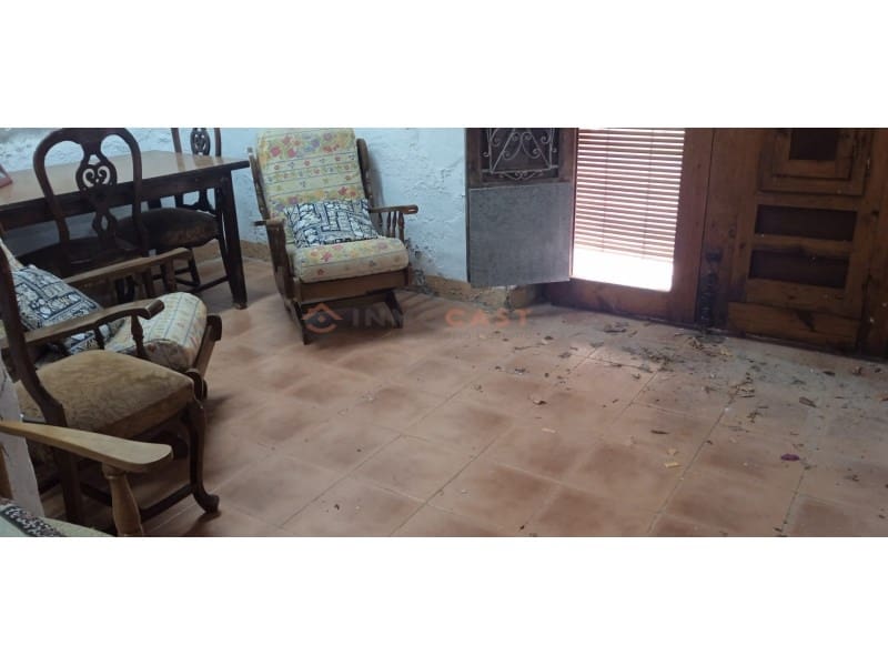 2 bedroom Townhouse for sale in Sempere - € 30,000 (Ref: 9634878)