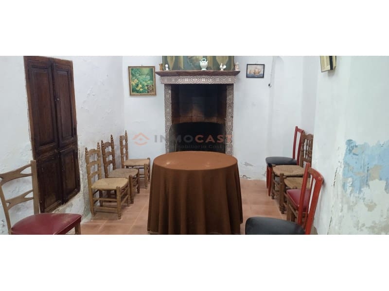 2 bedroom Townhouse for sale in Sempere - € 30,000 (Ref: 9634878)