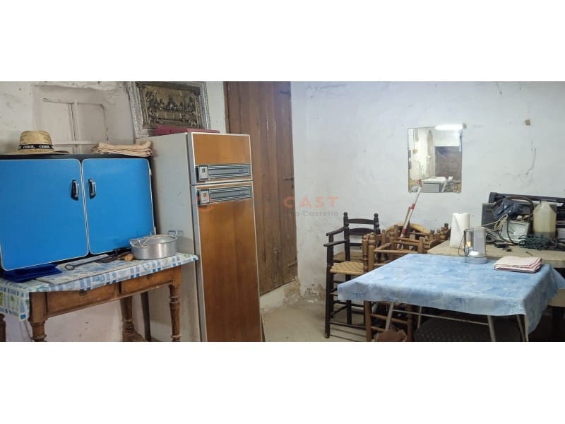 2 bedroom Townhouse for sale in Sempere - € 30,000 (Ref: 9634878)