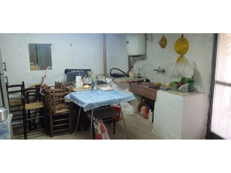 2 bedroom Townhouse for sale in Sempere - € 30,000 (Ref: 9634878)