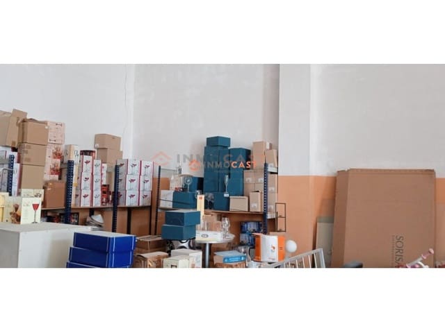 Commercial for sale in L'Olleria - € 69,000 (Ref: 9634881)