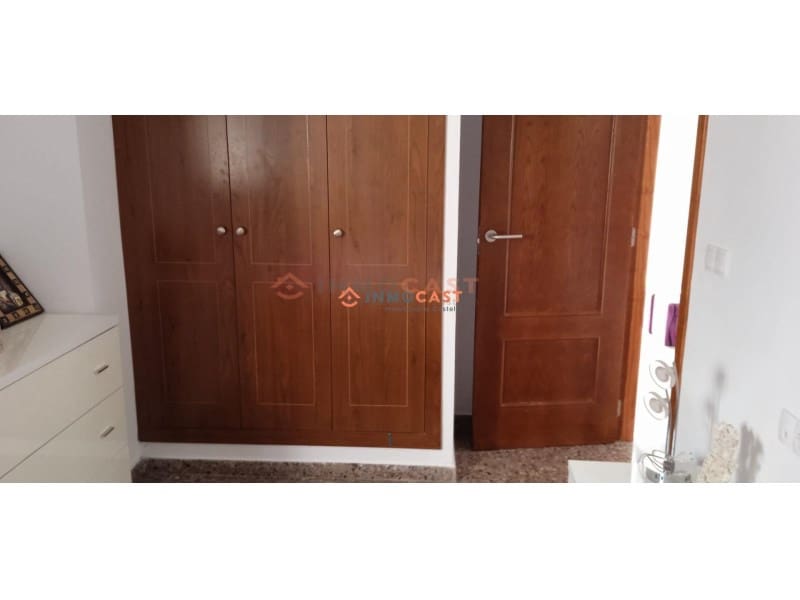 2 bedroom Penthouse for sale in L'Olleria with garage - € 115,000 (Ref: 9634882)