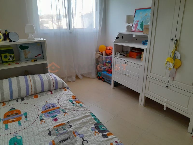 2 sovrum Lägenhet till salu i Montaverner med garage - 85 000 € (Ref: 9634886)