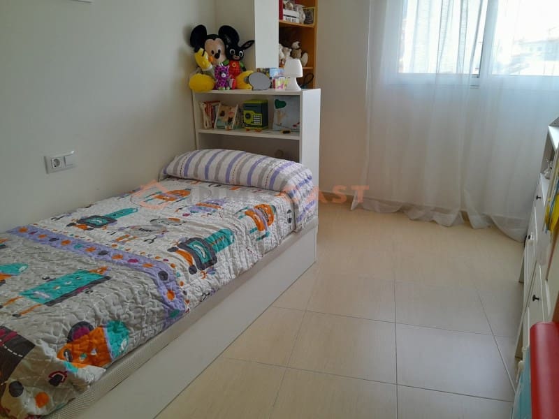 2 sovrum Lägenhet till salu i Montaverner med garage - 85 000 € (Ref: 9634886)