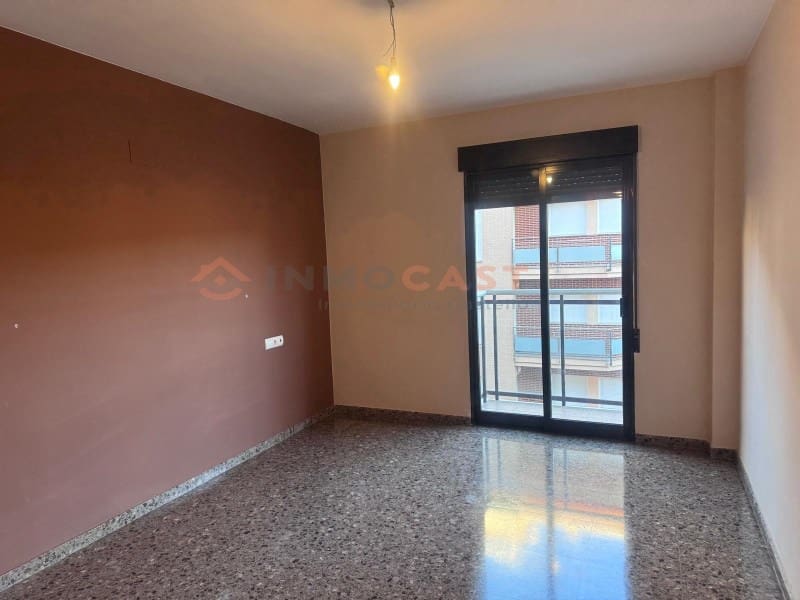 3 bedroom Flat for sale in L'Olleria - € 125,000 (Ref: 9634887)
