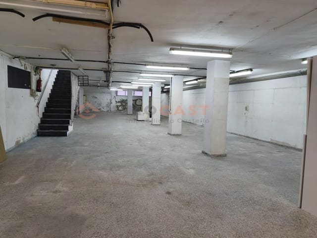 Commercieel te huur in L'Olleria - € 1.200 (Ref: 9634888)