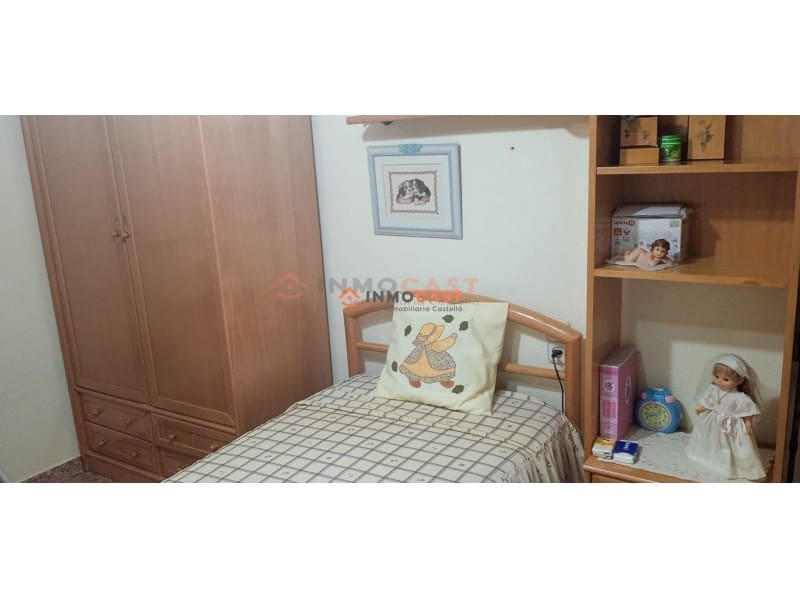 3 bedroom Flat for sale in L'Olleria - € 105,000 (Ref: 9634890)