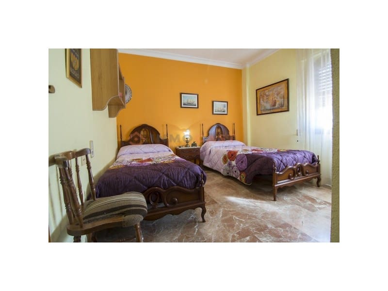 6 soverom Hus til salgs i Canals med garasje - € 400 000 (Ref: 9634893)