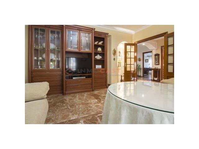 6 quarto Casa em Banda para venda em Canals com garagem - 400 000 € (Ref: 9634893)