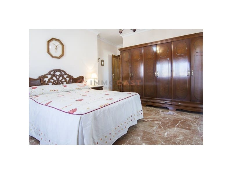 6 soverom Hus til salgs i Canals med garasje - € 400 000 (Ref: 9634893)