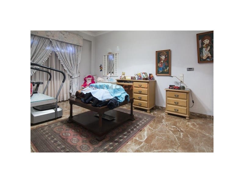 6 soverom Hus til salgs i Canals med garasje - € 400 000 (Ref: 9634893)