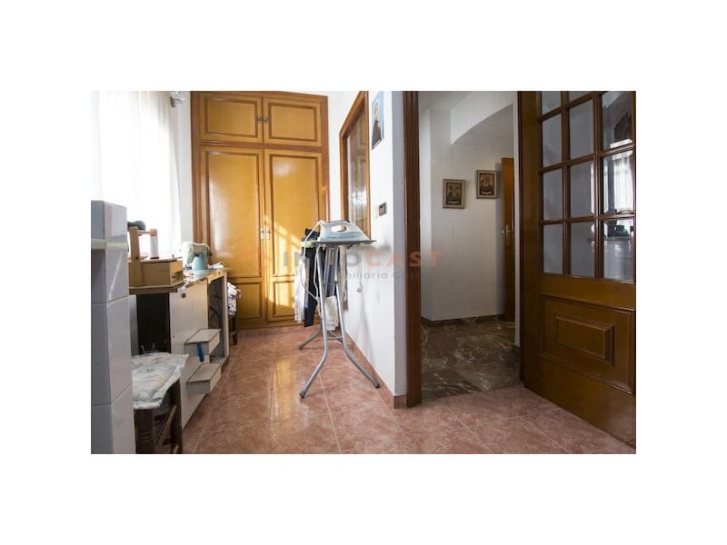 6 soverom Hus til salgs i Canals med garasje - € 400 000 (Ref: 9634893)