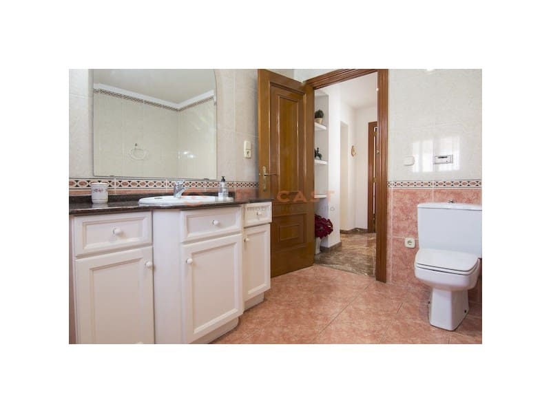 6 soverom Hus til salgs i Canals med garasje - € 400 000 (Ref: 9634893)