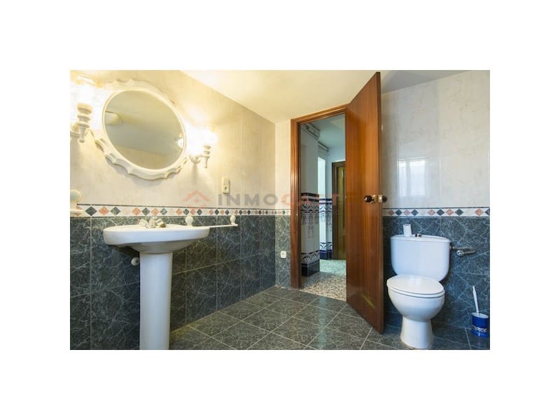 6 soverom Hus til salgs i Canals med garasje - € 400 000 (Ref: 9634893)