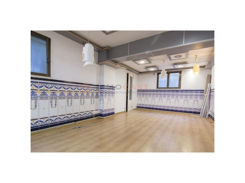 6 soverom Hus til salgs i Canals med garasje - € 400 000 (Ref: 9634893)