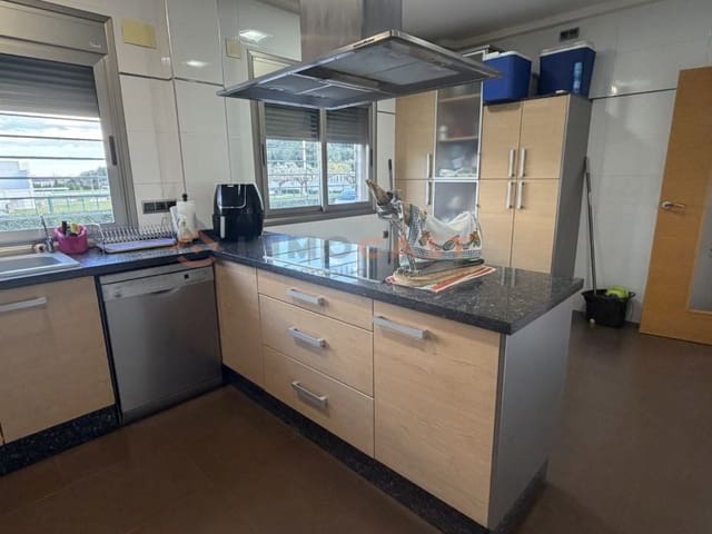 4 makuuhuone Huvila myytävänä paikassa Xeresa mukana uima-altaan 
autotalli - 595 000 € (Ref: 9640366)