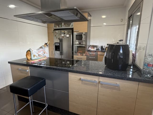 4 makuuhuone Huvila myytävänä paikassa Xeresa mukana uima-altaan 
autotalli - 595 000 € (Ref: 9640366)