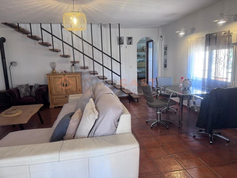 4 bedroom Villa for sale in L'Olleria - € 190,000 (Ref: 9712167)