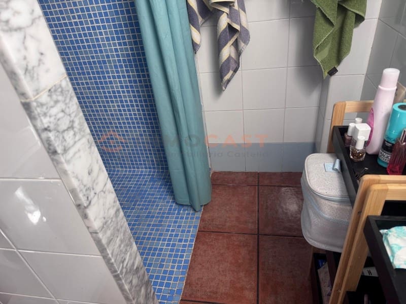 4 bedroom Villa for sale in L'Olleria - € 190,000 (Ref: 9712167)