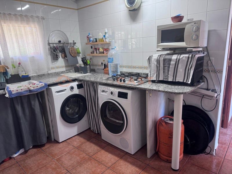 4 bedroom Villa for sale in L'Olleria - € 190,000 (Ref: 9712167)