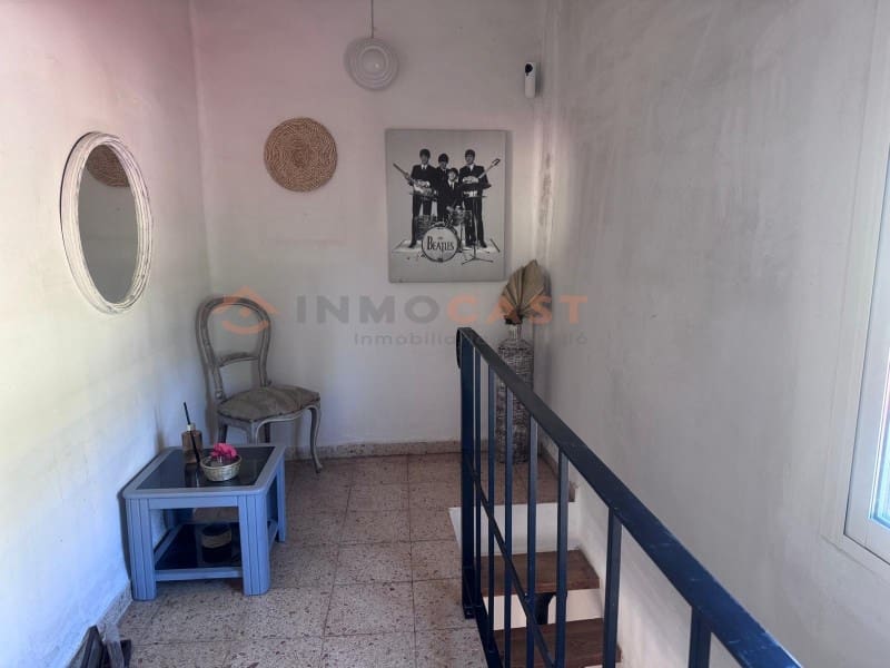 4 bedroom Villa for sale in L'Olleria - € 190,000 (Ref: 9712167)