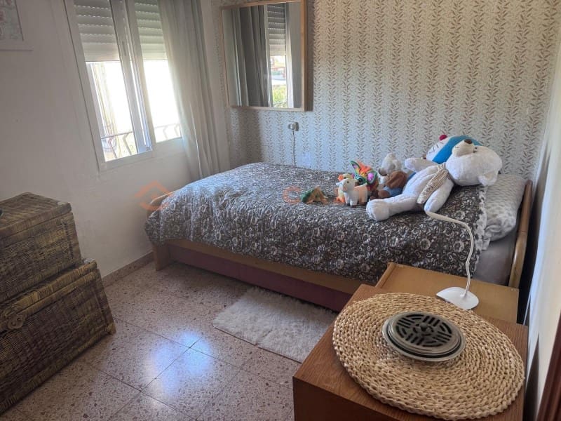 4 bedroom Villa for sale in L'Olleria - € 190,000 (Ref: 9712167)