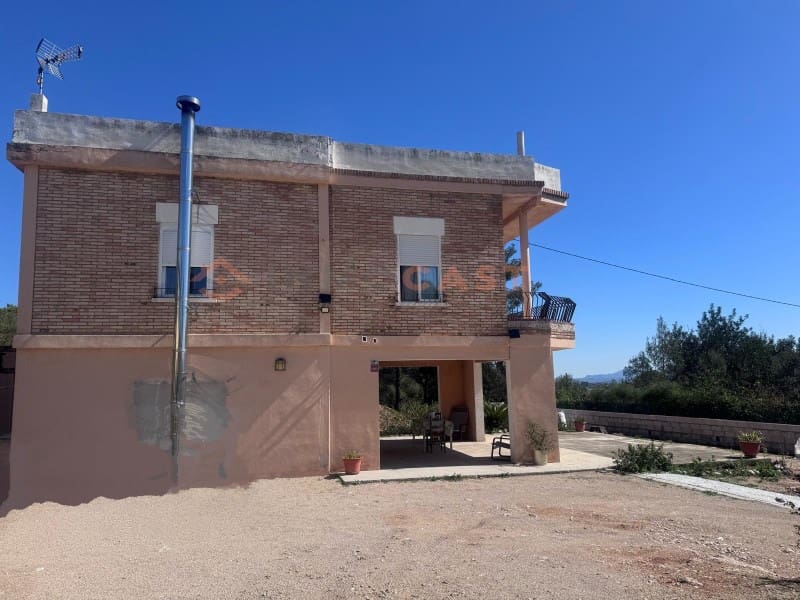 4 bedroom Villa for sale in L'Olleria - € 190,000 (Ref: 9712167)