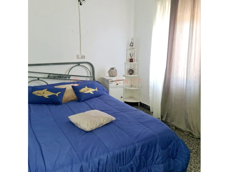 4 bedroom Villa for sale in L'Olleria - € 190,000 (Ref: 9712167)