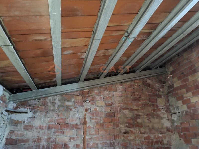 Casa in vendita in L'Olleria - 54.000 € (Rif: 9714857)