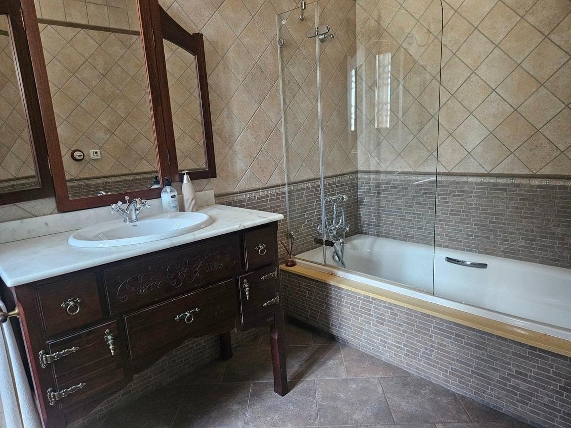 6 camera da letto Finca/Casa di Campagna in vendita in Catral con piscina garage - 850.000 € (Rif: 10020980)