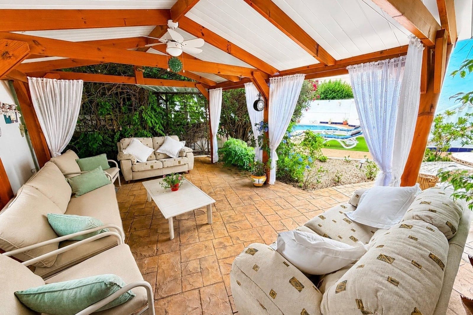 3 quarto Moradia para venda em San Fulgencio com piscina garagem - 525 000 € (Ref: 10041202)