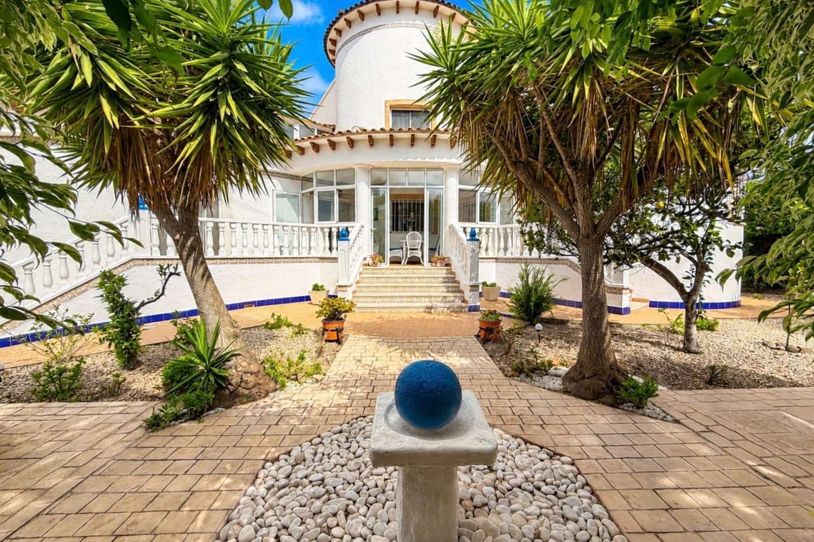 3 quarto Moradia para venda em San Fulgencio com piscina garagem - 525 000 € (Ref: 10041202)
