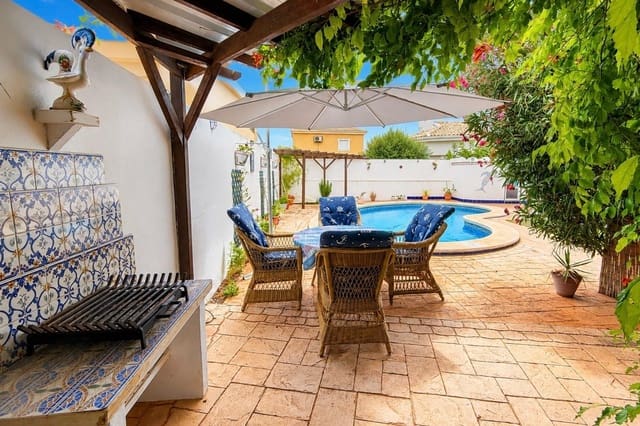 3 quarto Moradia para venda em San Fulgencio com piscina garagem - 525 000 € (Ref: 10041202)