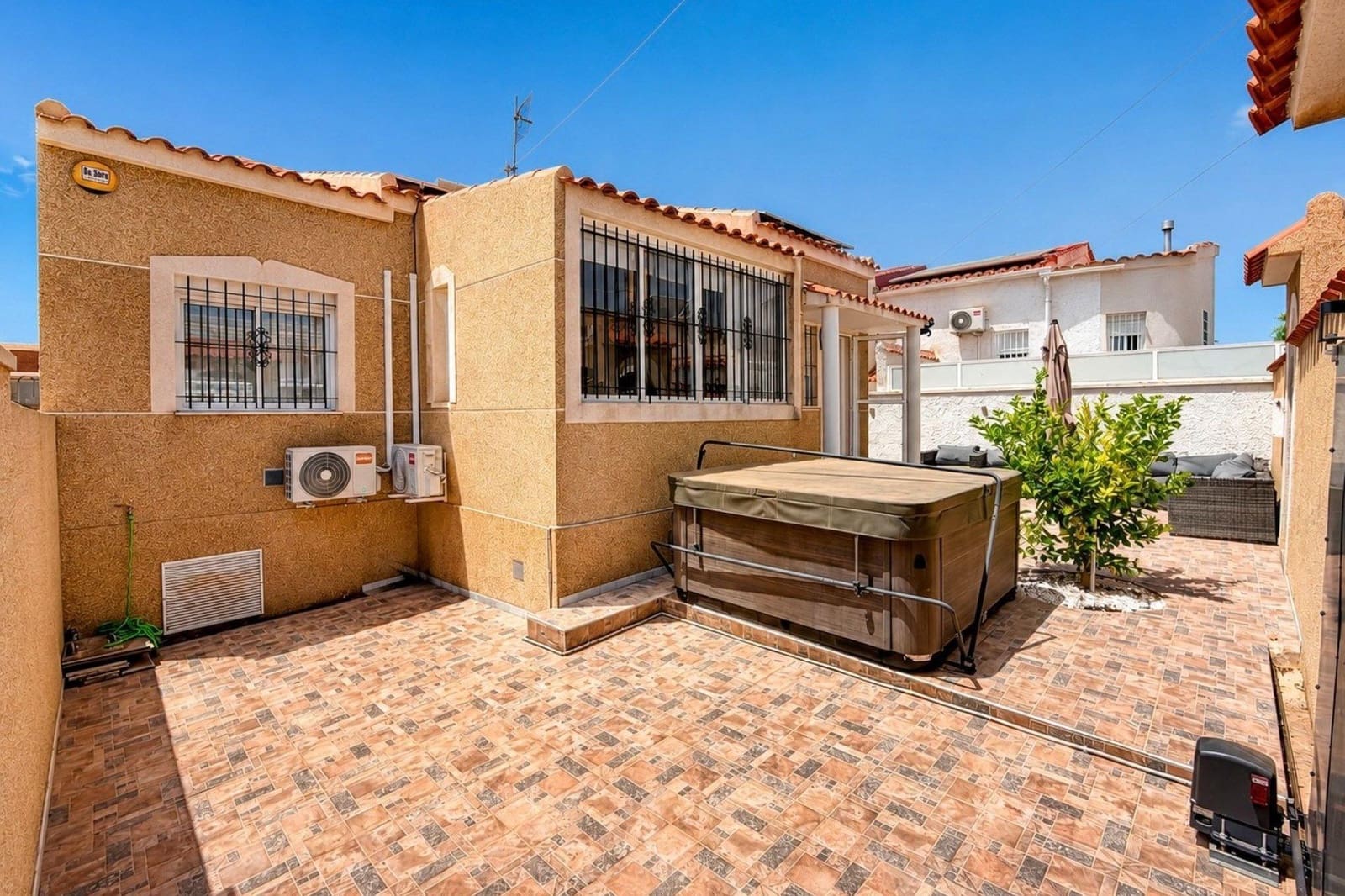 3 chambre Villa/Maison à vendre à San Fulgencio avec piscine - 249 500 € (Ref: 10043100)