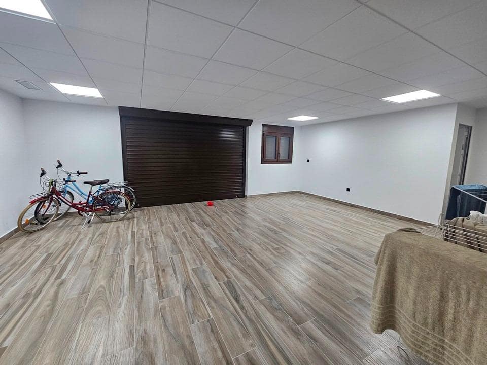 3 sypialnia Willa na sprzedaż w Torrevieja z basenem garażem - 495 000 € (Ref: 10049370)