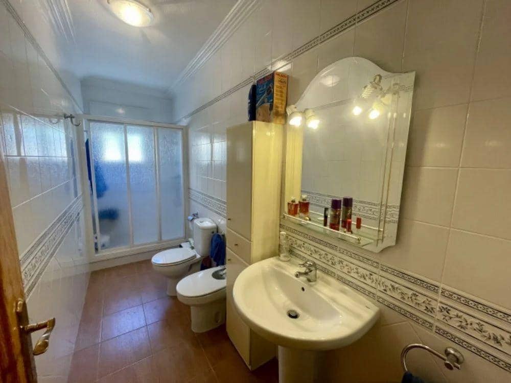 4 Zimmer Villa zu verkaufen in San Fulgencio mit Garage - 699.900 € (Ref: 10055358)