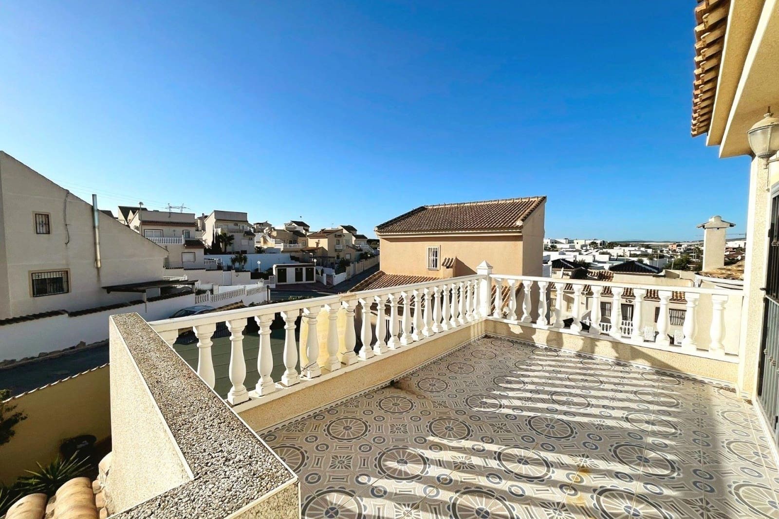 3 sovrum Villa till salu i Rojales med pool garage - 285 000 € (Ref: 10076480)