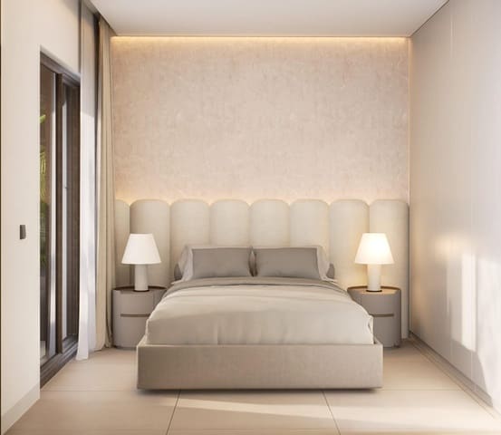 Chalet de 3 habitaciones en Pinar de Campoverde, Pilar de la Horadada en venta con piscina garaje - 550.000 € (Ref: 10115936)